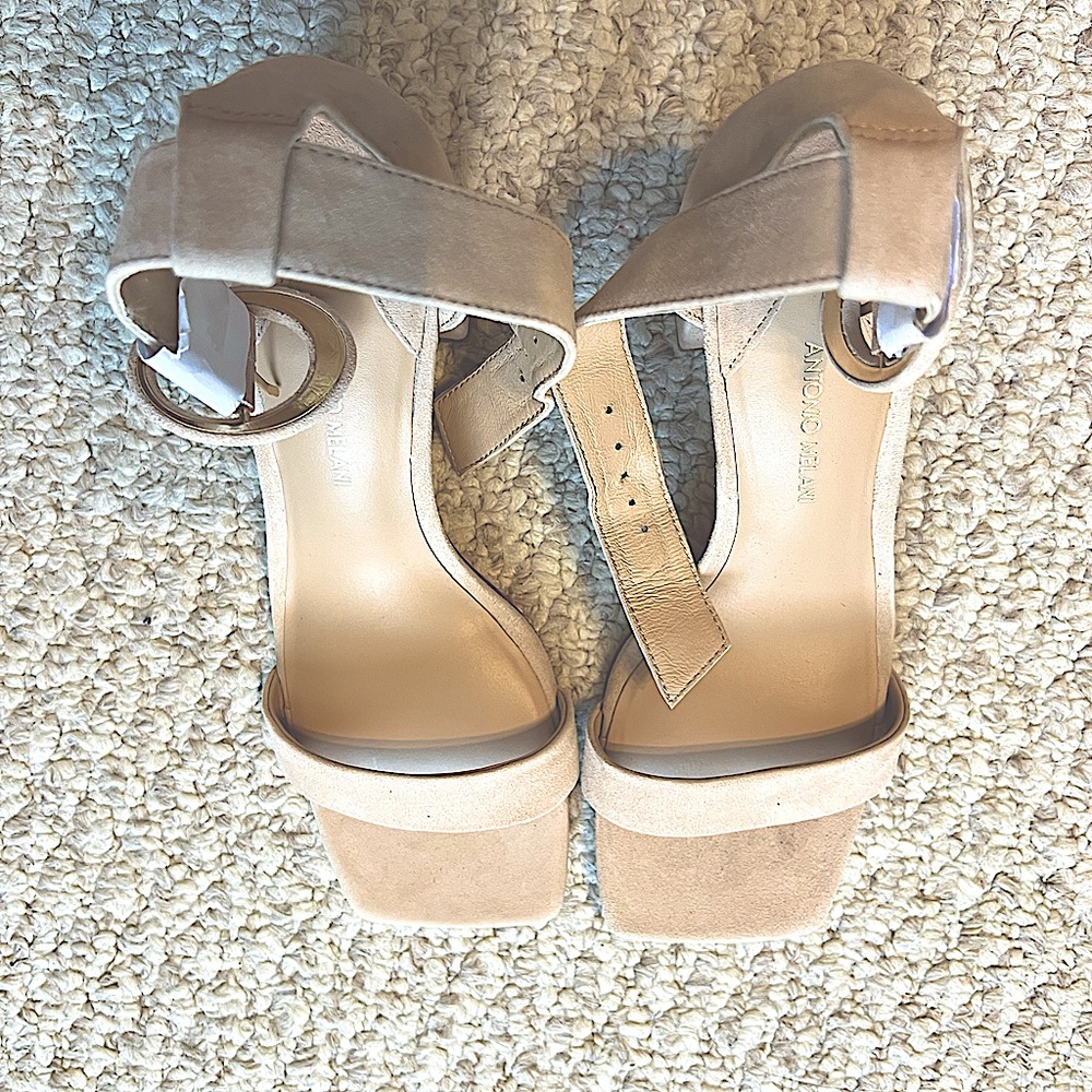 Antonio, Melani Tan sandals